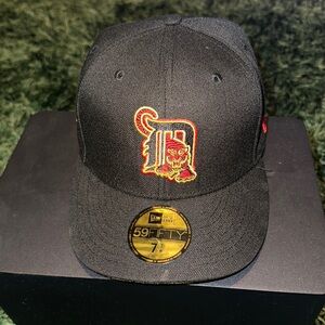 Detroit Tigers MLB FITTED